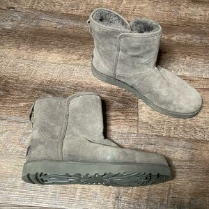 Ugg Cory II Genuine Shearling Lined ankle Boots